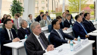 Lần đầu tiên tổ chức “Tuần lễ giáo dục trực tuyến” giữa Đại học Quốc gia Hà Nội và Đại học Quốc gia Quan hệ Quốc tế Moskva