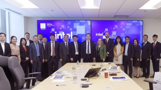 Hợp tác phát triển AI và bán dẫn nhằm thúc đẩy cân bằng thương mại Việt Nam- Hoa Kỳ