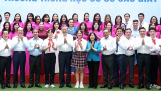 Thúc đẩy đổi mới sáng tạo, chuyển đổi số trong trường học