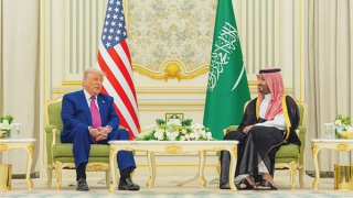 Chuyến công du của Tổng thống Donald Trump và “hồi âm” từ vùng đất nhiều ngã rẽ