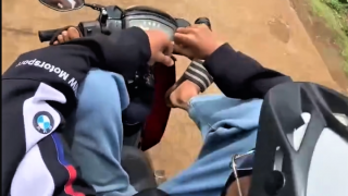 Làm rõ thiếu niên lái xe máy bằng chân, quay TikTok khoe “chiến tích”