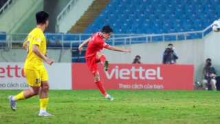 Thể Công Viettel khổ sở vì Mỹ Đình “mê mải” liveshow