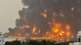 Israel tấn công cảng biển ở Yemen, doạ săn lùng thủ lĩnh Houthi