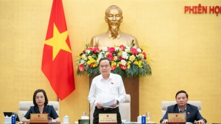 Bế mạc phiên họp thứ 45 của Uỷ ban Thường vụ Quốc hội