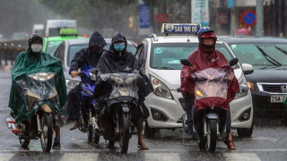 Mưa lớn khắp miền Bắc và Bắc Trung Bộ