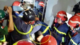 Giải cứu cô gái bị kẹt trong thang máy lúc rạng sáng