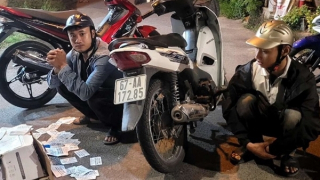 Thanh niên hai lần bị bắt quả tang về hành vi rải tờ rơi cho vay “tín dụng đen”