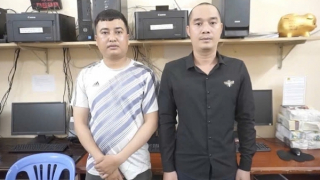 Truy tìm số điện thoại trên tờ rơi, bắt 2 người cho vay lãi nặng từ 240-360%/năm