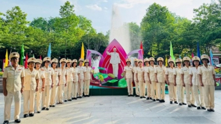 Hành trình về nguồn miền Trung anh hùng