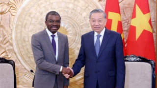 Tổng Bí thư Tô Lâm tiếp Giám đốc Trung tâm Di sản Thế giới của UNESCO