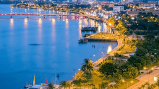 Tiếp nối xây dựng phát triển “thành phố hoa hồng” bên cửa biển