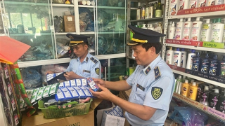 Lực lượng Quản lý thị trường “tổng lực” tấn công buôn lậu, hàng giả