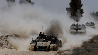 Israel tăng cường rải bom khắp Gaza bất chấp áp lực quốc tế