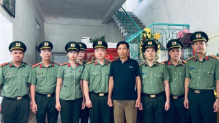 Công an TP Hồ Chí Minh thăm hỏi gia đình Thiếu tá Nguyễn Đăng Khải