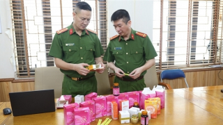 30 tấn hàng có dấu hiệu buôn lậu, gian lận thương mại chuẩn bị bán trên các nền tảng online