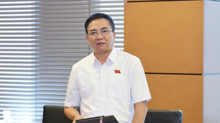 Miễn, hỗ trợ học phí giúp các gia đình yên tâm sinh và nuôi con, góp phần phát triển bền vững đất nước