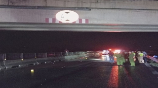 Người đàn ông nhảy từ cầu vượt xuống đường cao tốc Trung Lương - Mỹ Thuận