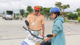 Công an tỉnh Trà Vinh tổ chức kỳ sát hạch cấp giấy phép lái xe cho 305 học viên