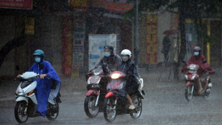 Cả nước nhiều nơi mưa to