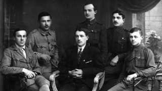 Tự nguyện vào Auschwitz để tìm sự thật