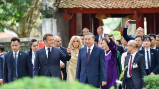Tổng Bí thư Tô Lâm và Tổng thống Macron thăm Văn Miếu - Quốc Tử Giám