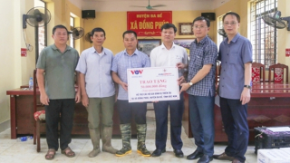 Công ty Cổ phần Nhiệt điện Quảng Ninh chung tay hỗ trợ người dân Ba Bể khắc phục hậu quả lũ ống, sạt lở đất