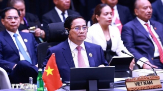 Thủ tướng bắt đầu các hoạt động tại Hội nghị Cấp cao ASEAN lần thứ 46