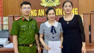 Công an xã hỗ trợ trả lại 1,5 tỉ đồng cho người chuyển nhầm