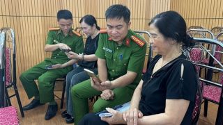 Người dân đóng góp ý kiến rất tập trung, trách nhiệm Dự thảo sửa đổi, bổ sung Hiến pháp năm 2013