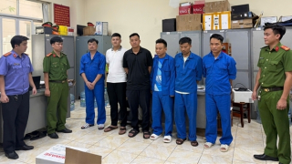 Chủ tịch “siêu” phường cùng 6 người liên quan bị bắt về tội đưa và nhận hối lộ