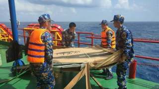 15 bàn bóng bàn đến với Trường Sa - nhịp cầu yêu thương từ đất liền ra đảo xa