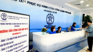 Hà Nội mở đường dây nóng tiếp nhận, xử lý các trường hợp sách nhiễu trong thực hiện thủ tục hành chính
