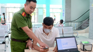 Lan tỏa phong trào “Bình dân học vụ số” ở Quảng Ninh