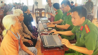 Ghi nhận ở huyện dẫn đầu Phú Yên tham gia góp ý sửa đổi Hiến pháp