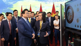 LPBank ghi dấu ấn với Tổng đài đa kênh thông minh tại sự kiện Chuyển đổi số ngành Ngân hàng 2025