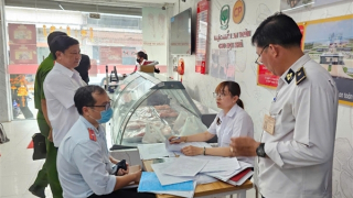 Từng bị kẻ lạ mặt chém hụt, người tố Công ty CP bán thịt heo bẩn nói gì?