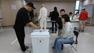 Gần 29 triệu cử tri Hàn Quốc tham gia bỏ phiếu bầu Tổng thống
