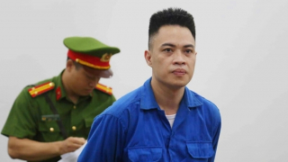 Tài xế xe Lexus hành hung nam shipper hầu tòa