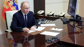 Ông Putin: Nga sẽ đáp trả vụ Ukraine tấn công phi đội máy bay ném bom