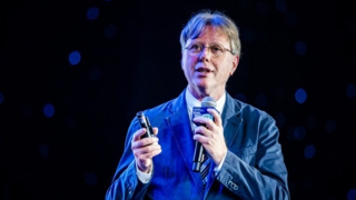 Vaccine phế cầu cộng hợp đa giá trên người lớn, hiệu quả cao phòng bệnh phế cầu khuẩn