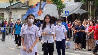 Gần 103.000 học sinh Hà Nội thi vào lớp 10