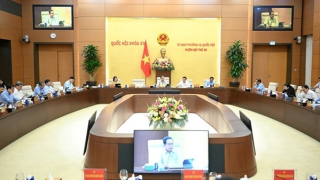 Đợt 2 Kỳ họp thứ 9 xem xét nhiều nội dung hệ trọng, định hướng sự phát triển đất nước