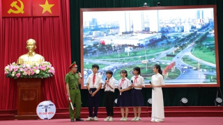 Sôi nổi Hội thi “Em yêu chiến sĩ Công an nhân dân”