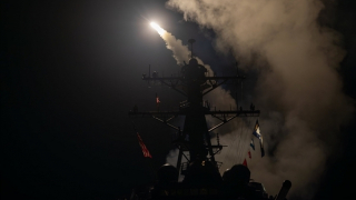 Mỹ cấp tập cử thêm tàu chiến đến Trung Đông, giúp Israel chặn tên lửa Iran