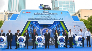 Ngày không tiền mặt 2025 thúc đẩy tăng trưởng kinh tế số