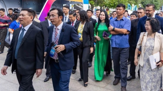 Pharmacity đồng hành cùng xu hướng số: Trải nghiệm mua sắm an toàn trên VNeID tại “Ngày hội không tiền mặt”