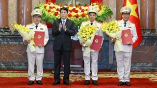 Trao quyết định thăng cấp bậc hàm Thượng tướng đối với lãnh đạo Bộ Công an