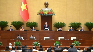 Quốc hội thông qua Nghị quyết lịch sử, sửa đổi, bổ sung 5/120 điều của Hiến pháp năm 2013