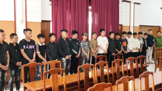 Khởi tố 26 thanh thiếu niên dùng hung khí đánh nhau gây thương tích