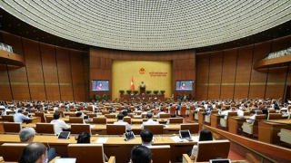 Nếu buông lỏng, mạng xã hội, thương mại điện tử, AI sẽ thành "vũ khí công nghệ" chống lại người dân